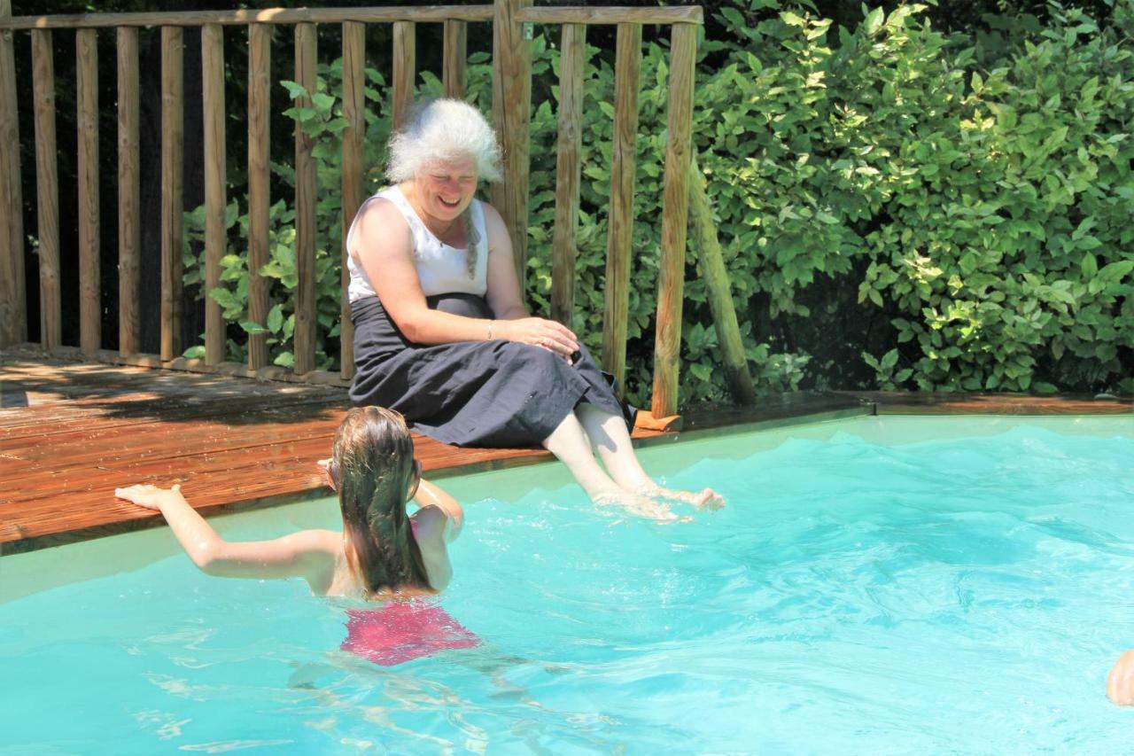 Gite Derriere Les Oliviers -Le Mas De La Cigale Bleue Caumont-sur-Durance Kültér fotó
